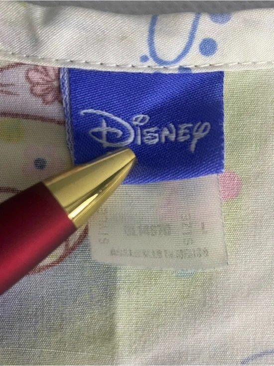 Disney Winnie the Pooh "Such a Lazy Day" V-neck scrub top Women Large Flaw - Picture 8 of 15